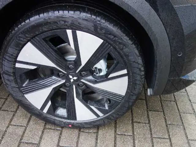 Mitsubishi Grandis 1.8 First Edition HEV