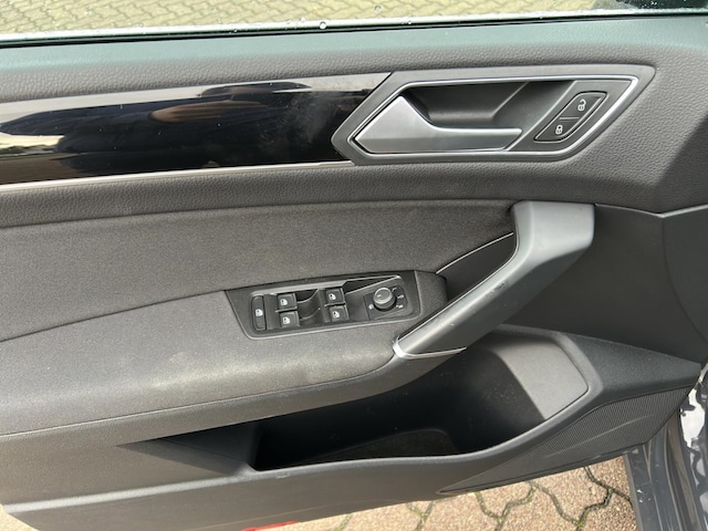 Volkswagen Touran 1.5 TSI Highline