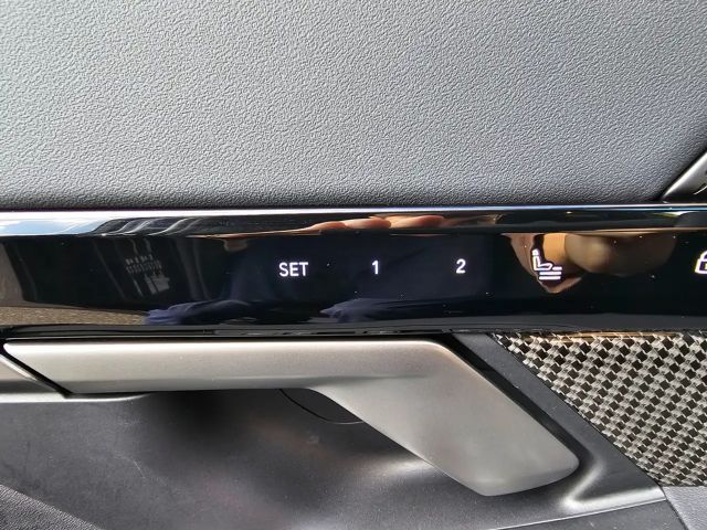 BMW 520 520i M-Sport Sedan