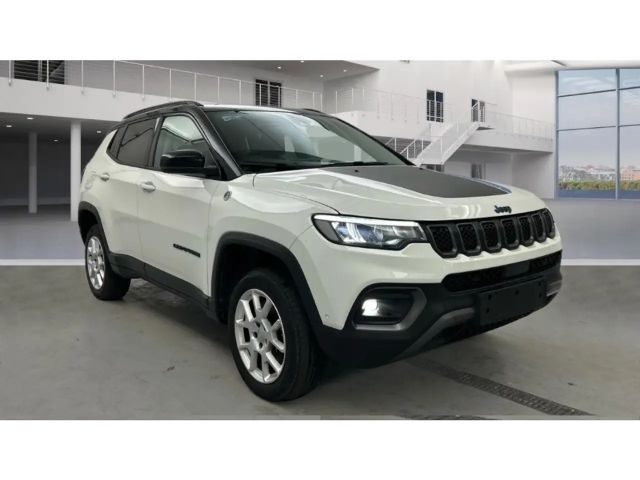 Jeep Compass 4x4 Hybrid Trailhawk