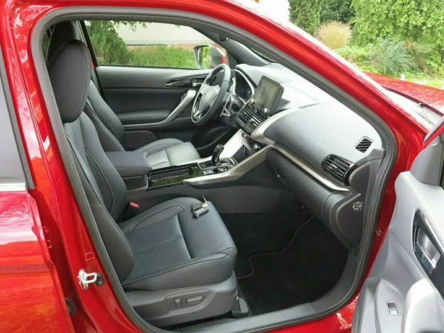 Mitsubishi Eclipse Cross TOP, mit Glasschiebedach