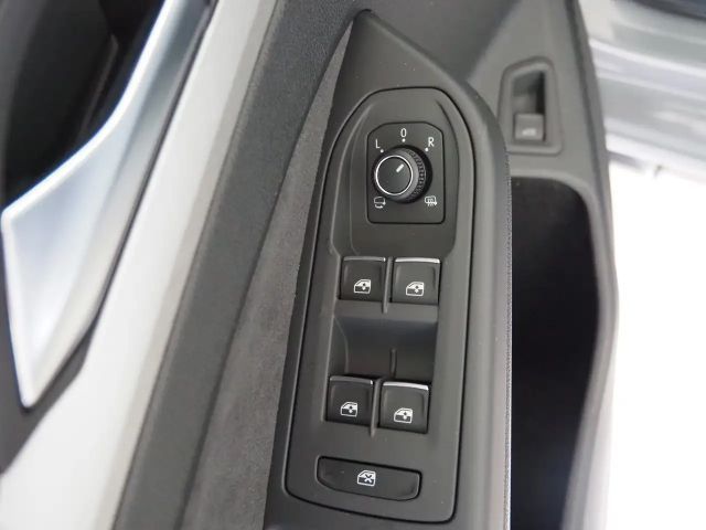 Volkswagen Golf Business DSG Variant