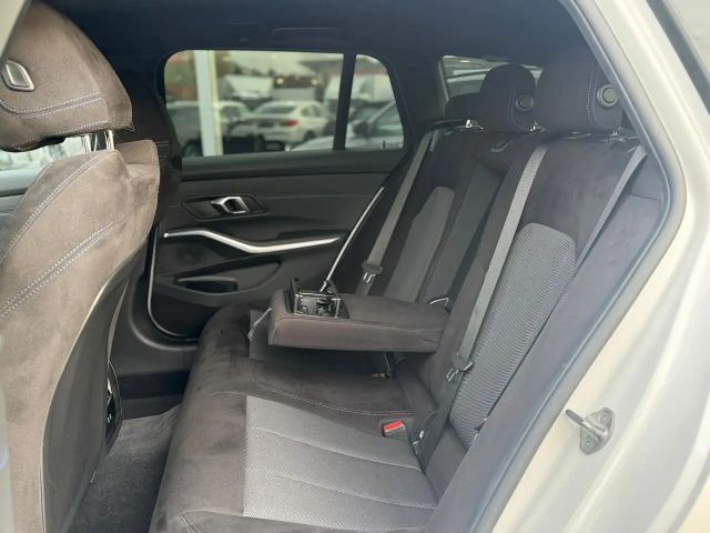 BMW 320 320i Touring