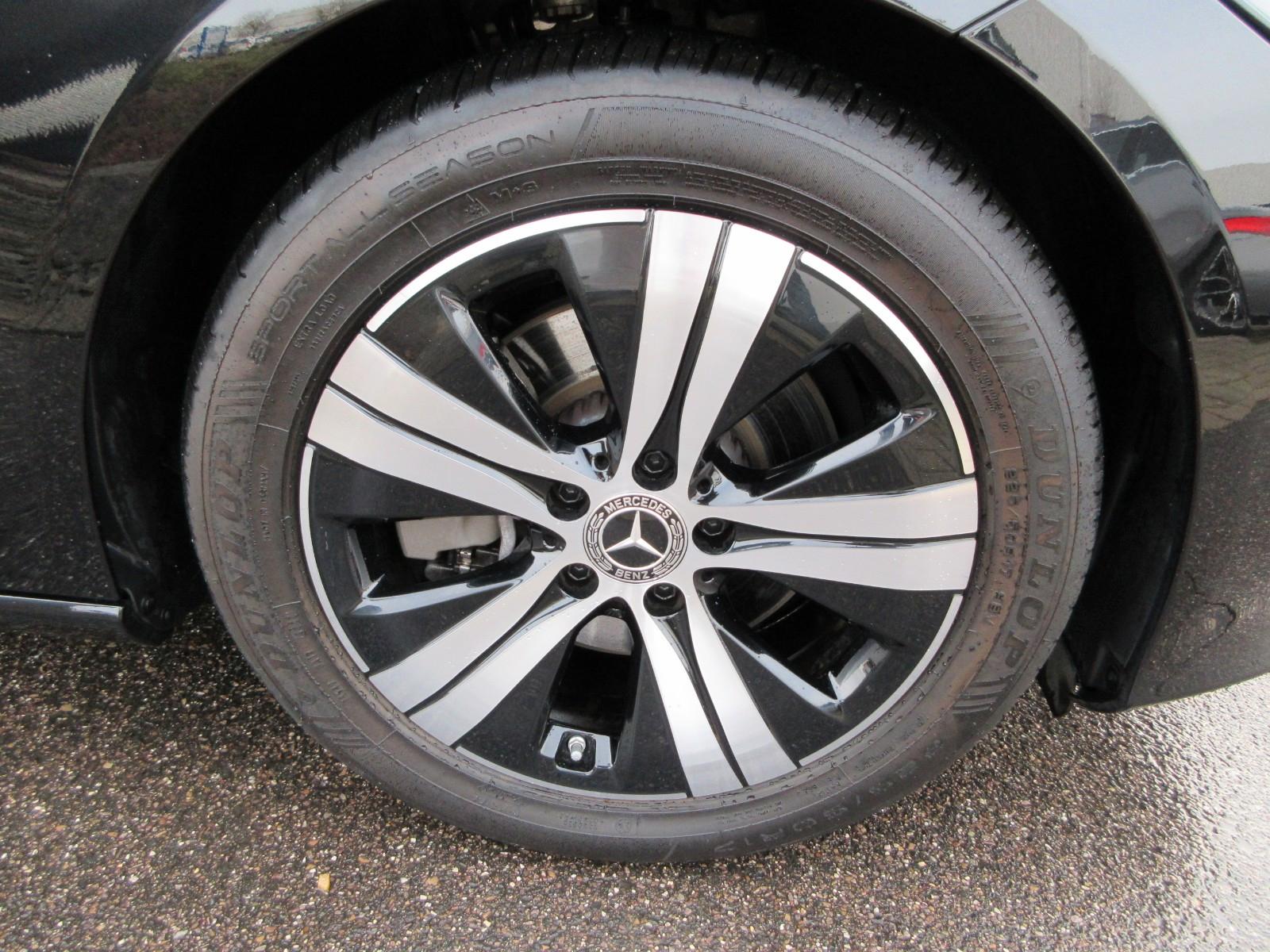 Mercedes-Benz C 200 AVANTGARDE Estate