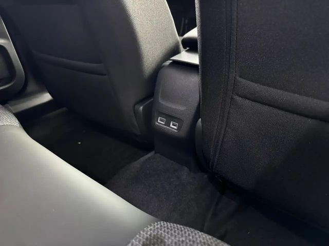 Peugeot E-2008 Allure Pack