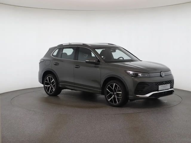 Volkswagen Tiguan DSG Sport