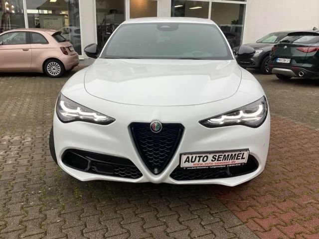 Alfa Romeo Stelvio Q4 Turbo Veloce