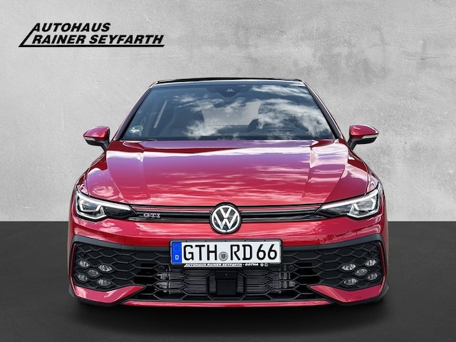 Volkswagen Golf 2.0 TSI DSG
