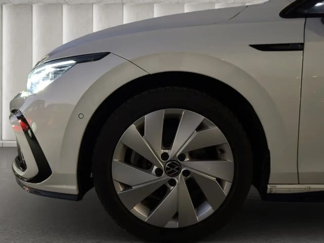 Volkswagen Golf 1.5 eTSI IQ.Drive R-Line