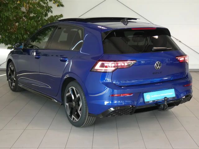 Volkswagen Golf 1.5 eTSI DSG R-Line