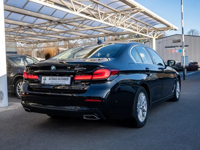 BMW 530 530e Sedan