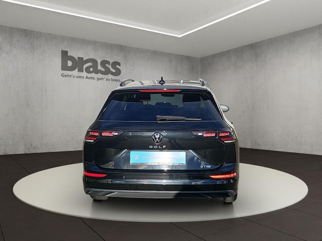 Volkswagen Golf Life Variant