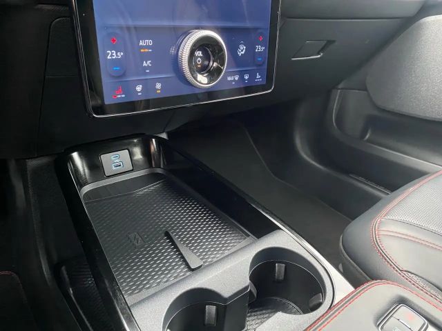 Ford Mustang Mach-E AWD Standard range