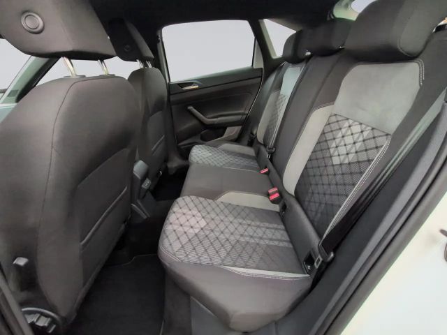 Volkswagen Taigo 1.0 TSI DSG R-Line