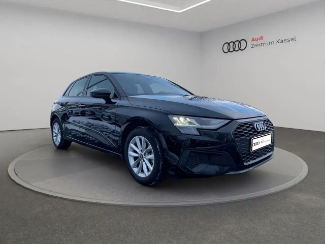 Audi A3 30 TFSI Sedan