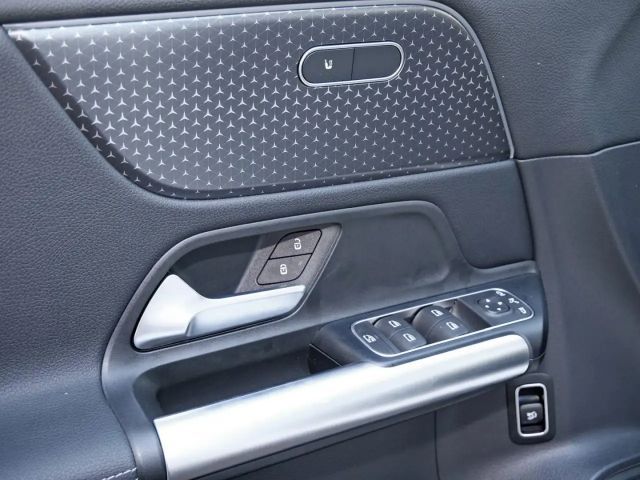 Mercedes-Benz GLA 250 4MATIC