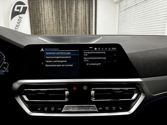 BMW 330 330e Touring