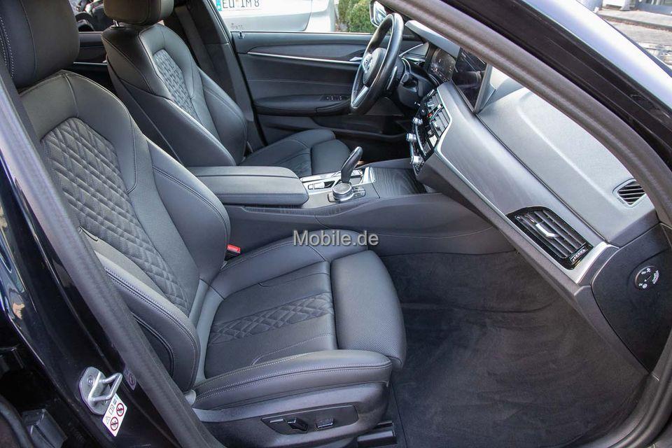 BMW 545 545e M-Sport Sedan xDrive