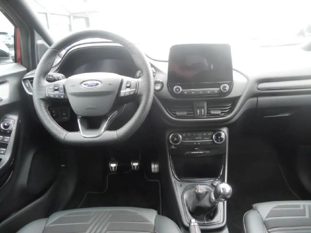 Ford Puma Vivid Ruby Edition