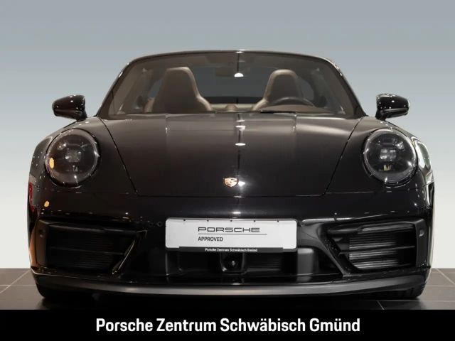 Porsche 992 4 Coupé GTS Targa