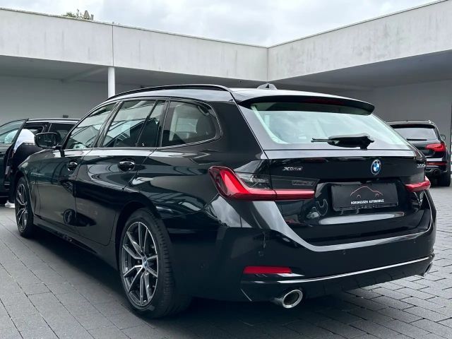 BMW 330 330e Touring xDrive