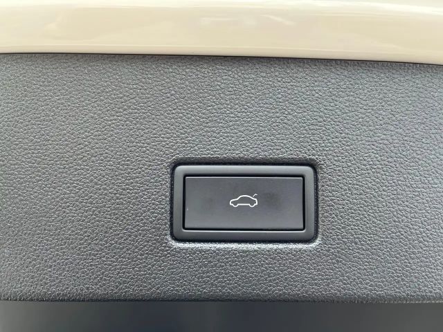 Volkswagen T-Roc 1.5 TSI DSG R-Line