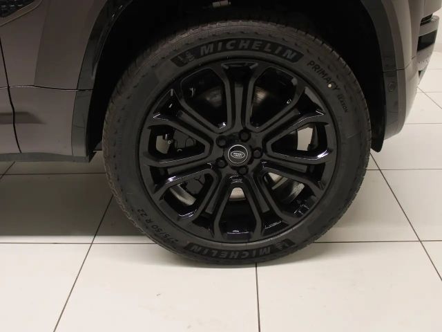 Land Rover Defender 110