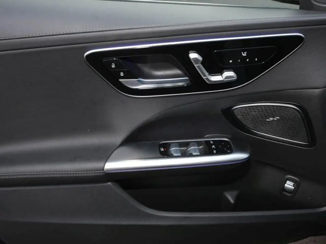 Mercedes-Benz C 200 AVANTGARDE C 200 d Estate