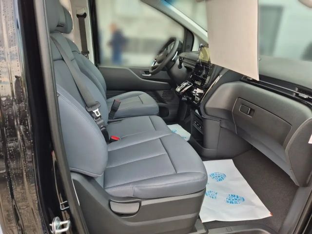 Hyundai Staria Prime