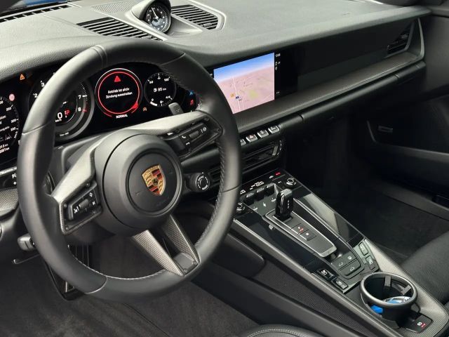 Porsche 992 4 Carrera Coupé GTS