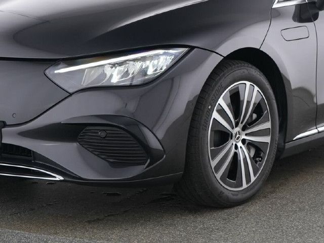 Mercedes-Benz EQE 300 Sedan