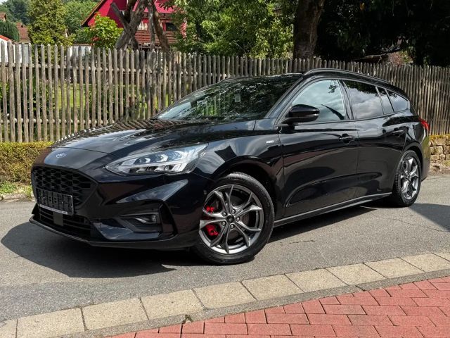 Ford Focus ST Line Wagon