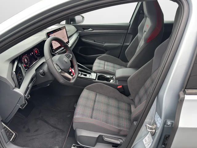 Volkswagen Golf 2.0 TSI DSG GTI