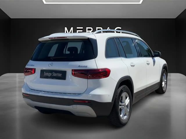 Mercedes-Benz GLB 200 4MATIC GLB 200 d
