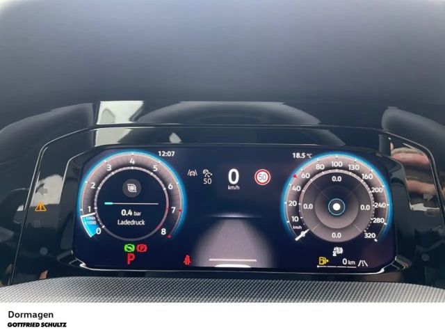 Volkswagen Golf Style