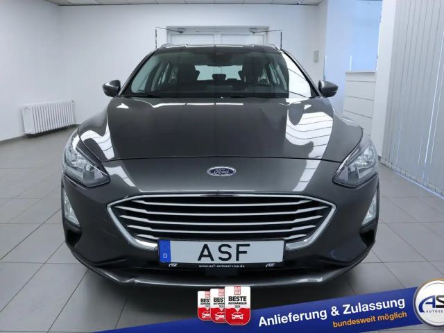 Ford Focus Cool & Connect Wagon