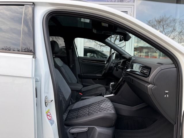 Volkswagen T-Roc 1.5 TSI DSG IQ.Drive R-Line