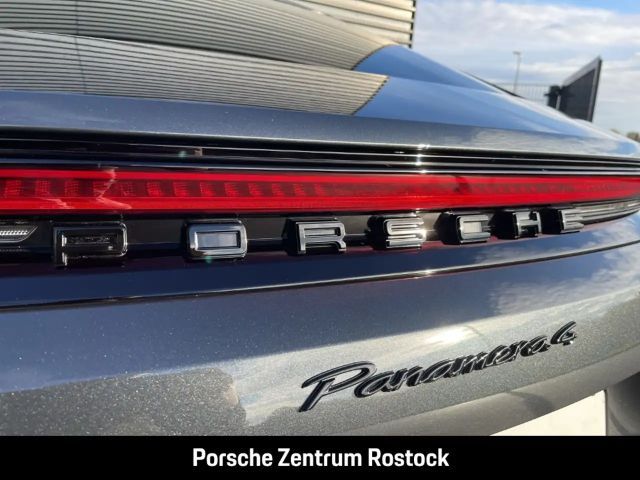 Porsche Panamera 4 E-Hybrid
