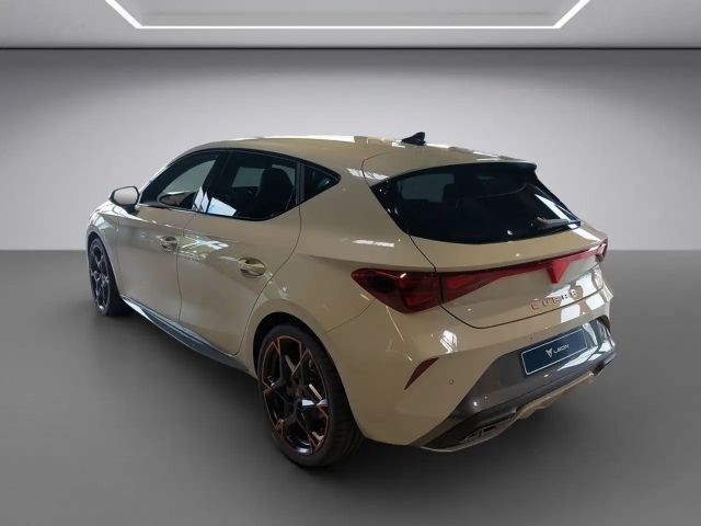 Cupra Leon SHZ DCC KAMERA NAVI ACC FACEL. MATRIX-LED