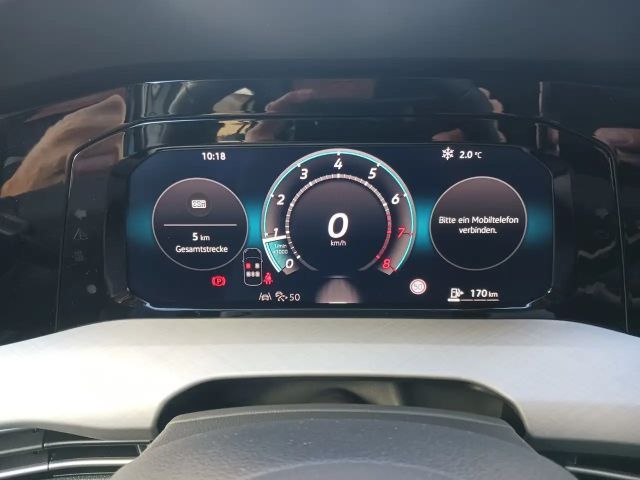 Volkswagen Golf 1.5 TSI Business Life Variant