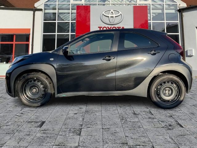 Toyota Aygo X 1.0 VVT-i Hatchback Play