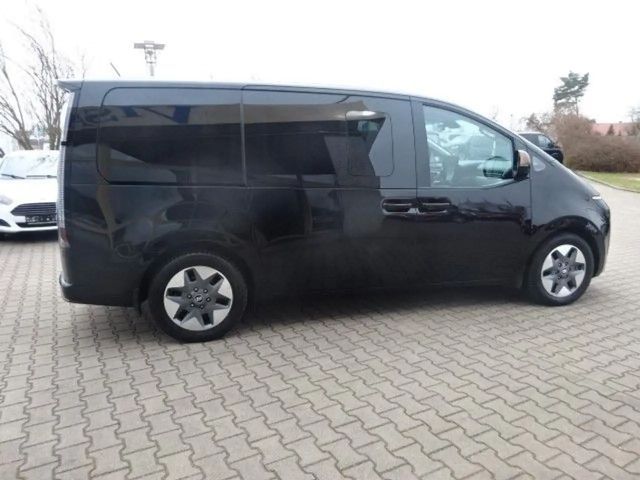 Hyundai Staria Signature Vierwielaandrijving