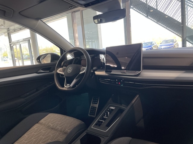 Volkswagen Golf 1.5 eTSI