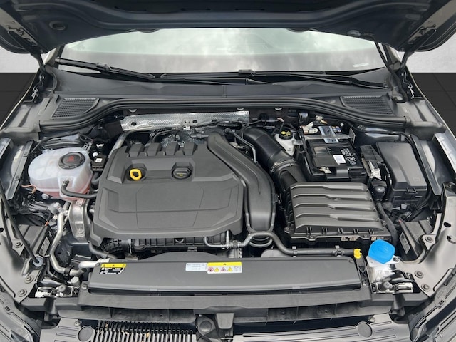 Volkswagen Golf 1.5 TSI Golf VIII Move Variant