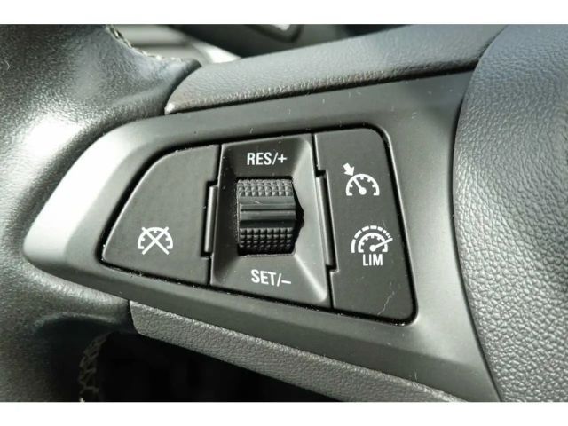 Opel Astra 1.2 Turbo Edition Turbo