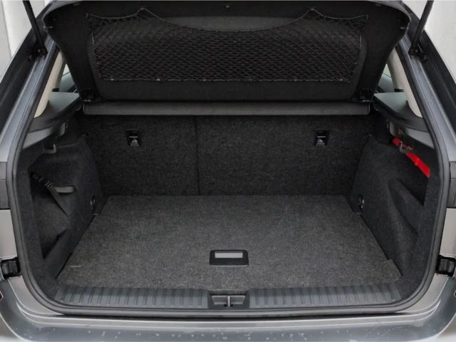 Skoda Kamiq Essence TSI*DSG LED SHZ Tempo digCockp PDC