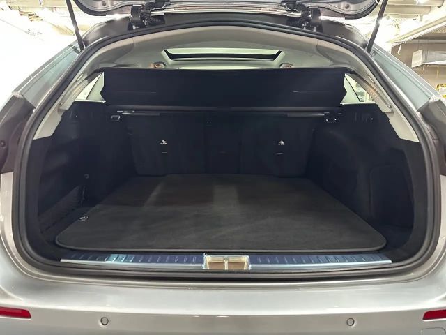 Mercedes-Benz E 200 AVANTGARDE Estate