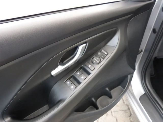 Hyundai i30 AUT. APPLE SHZ LHZ KLIMAAUT. KAMERA