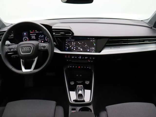 Audi A3 35 TFSI S-Line Sedan Sportback