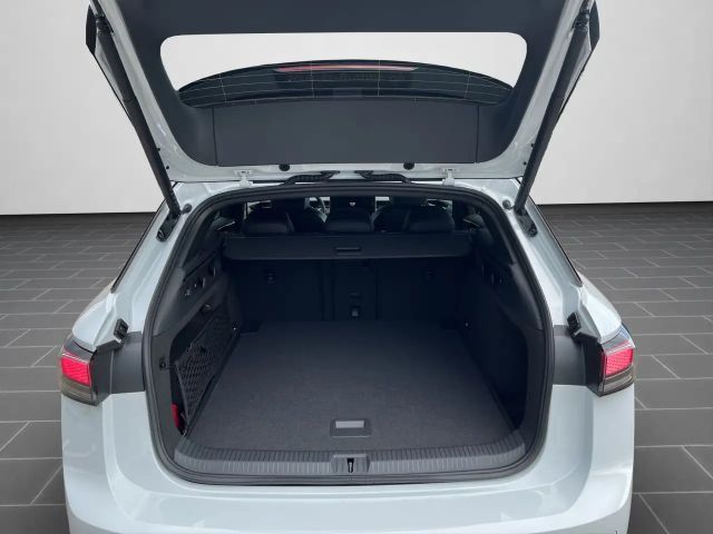 Volkswagen ID.7 IQ.Drive Pro Tourer